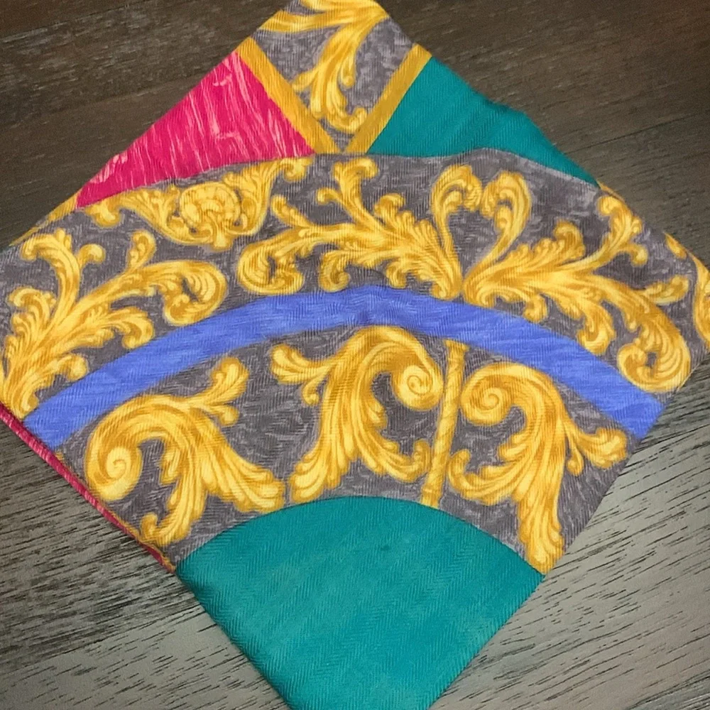 DIOR- Christian Dior large silk vibrant scarf 🧣